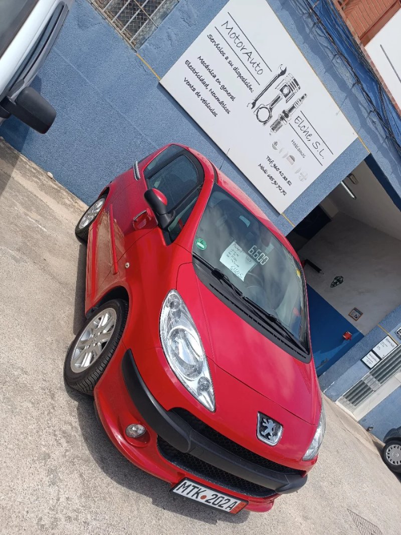 Peugeot 1007 2006 - foto 1