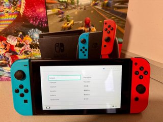 Nintendo Switch 2019 (V2) con caja