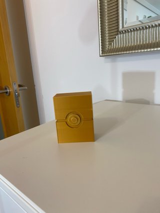 Porta Cartas Pokémon Dorado Impresión 3D