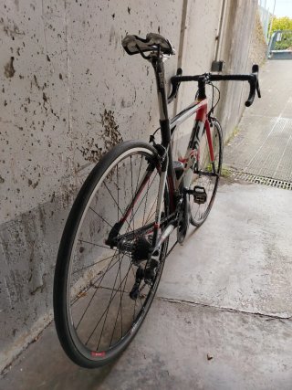 Bicicleta BMC de carbono