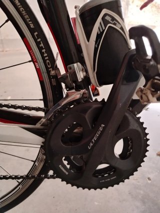 Bicicleta BMC de carbono