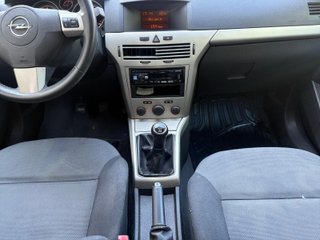 Opel Astra 2007