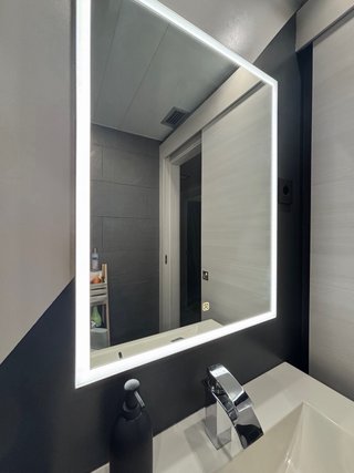 Mueble de baño suspendido + espejo led