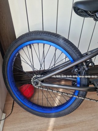 Bicicleta BMX KHEbikes