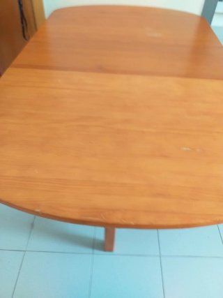 Mesa de comedor plegable de madera