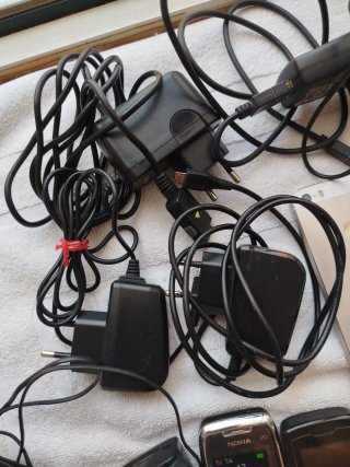 Stock cellulari Apple, Archos, Nokia, Samsung