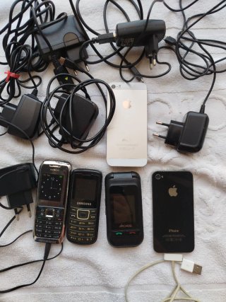 Stock cellulari Apple, Archos, Nokia, Samsung