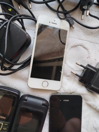 Stock cellulari Apple, Archos, Nokia, Samsung