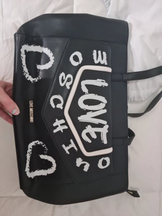 Bolso Love Moschino Negro y Blanco