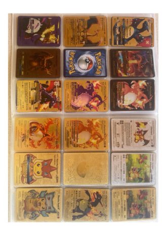 Álbum de cartas Pokémon.