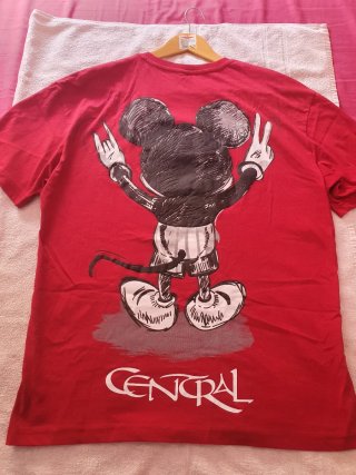 Pack de camiseta y taza CENTRAL.