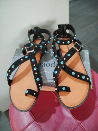Sandali donna n.38 con borchie