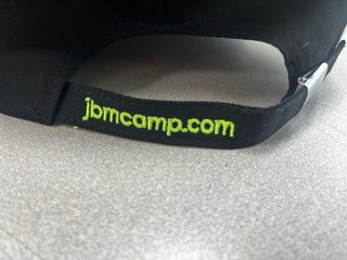 Gorra JBM Negra con Logo Verde