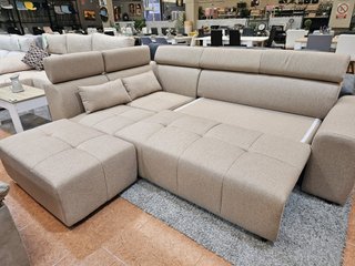 Sofá cama de 280cm + puff beige