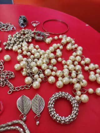 Lote bisutería vintage perlas y plateado