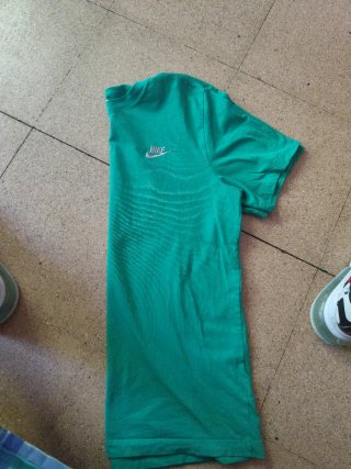 Camiseta Nike verde
