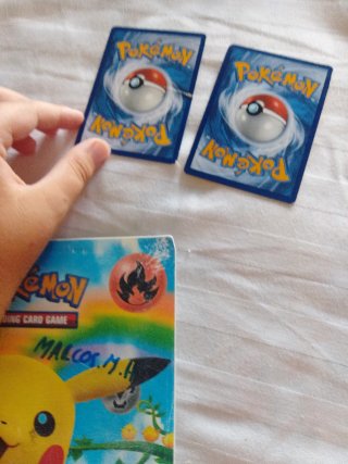 Carta Pokémon Pikachu & Zekrom GX Tag Team