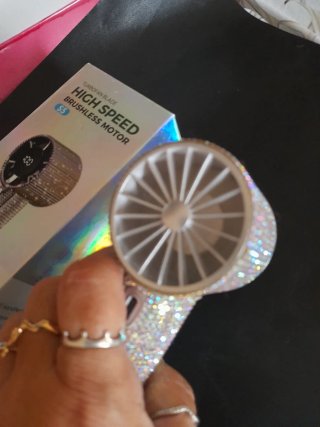 Ventilador de mano con brillantes