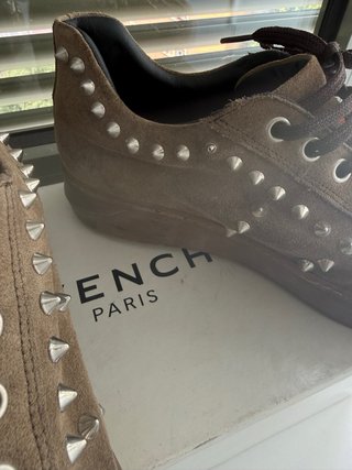 Andrew Charles T41 100%Ante Beige y Tachuelas (10)