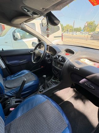 Peugeot 206 1.4 HDI 75 CV, 2005