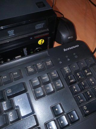 Ordenador completo Lenovo Intel Core i3 Negociable
