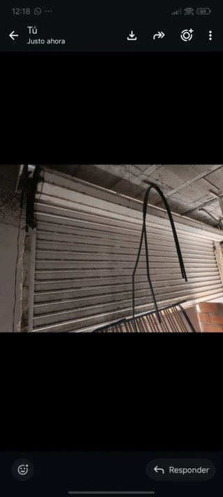 Puerta de garaje automatizada