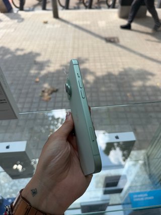 iPhone 15 128gb como nuevo
