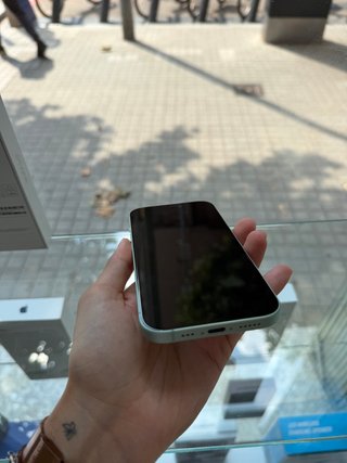 iPhone 15 128gb como nuevo