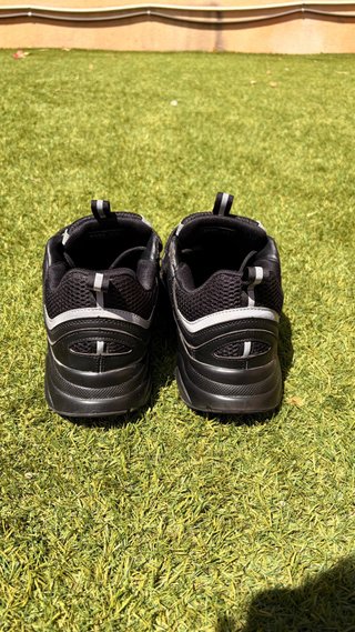 Dior B22 sneakers negras y grises