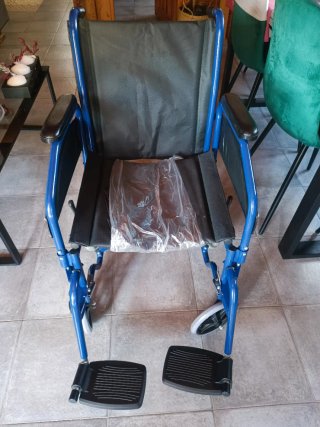 Silla de ruedas plegable