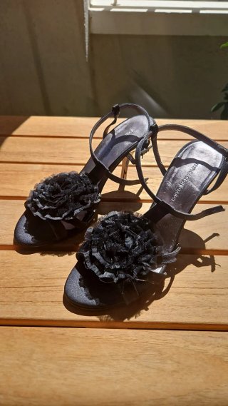 Sandalias de tacón negras Purificación García