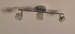 Lámpara de techo con 3 focos orientables
