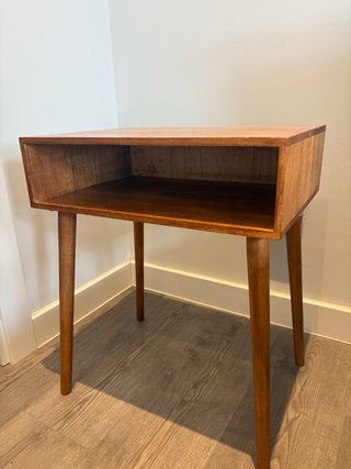 NEIDEN (estructura cama + somier) + 2 mesitas