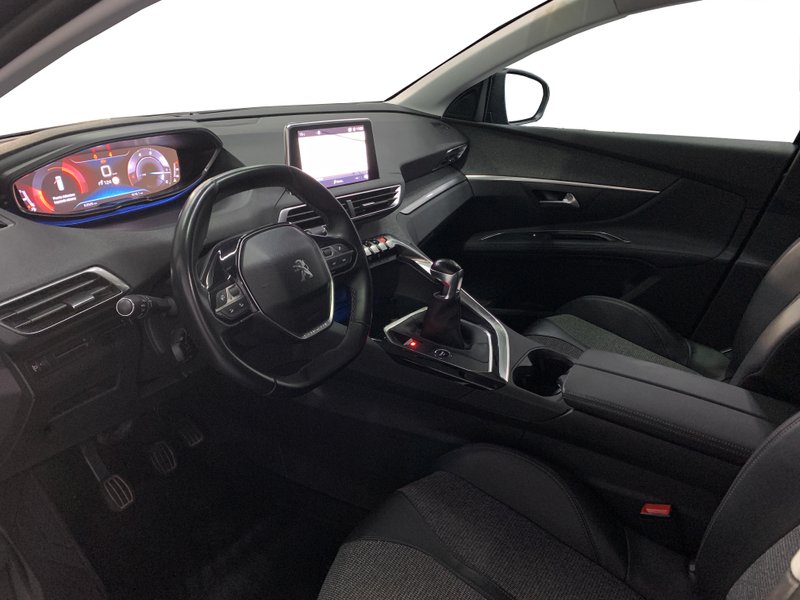 Peugeot 5008 2018, foto 9