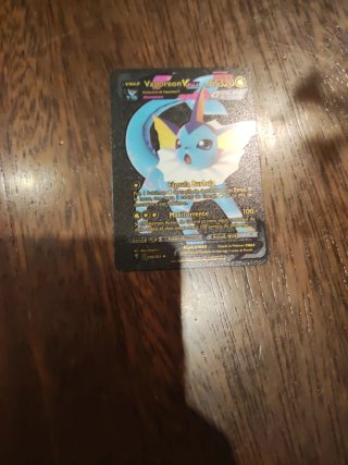 Carta Vaporeon VMAX Negra