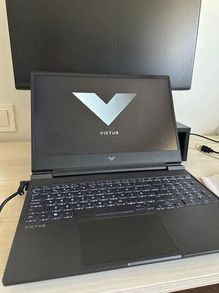 Portátil HP Victus 15 i5-12450 RTX 3050 16GB 512GB
