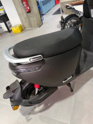 Dimentro DM-E1 Scooter Eléctrica Negra/Gris