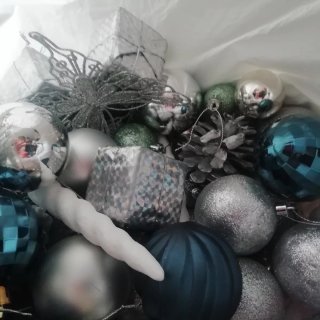 Lote 77 adornos navideños Regalo calendario advien