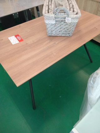 Mesa comedor madera y metal