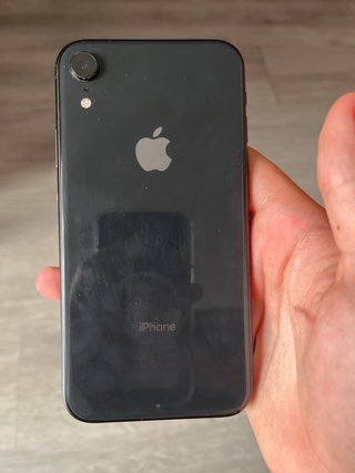 iPhone XR Negro 82%