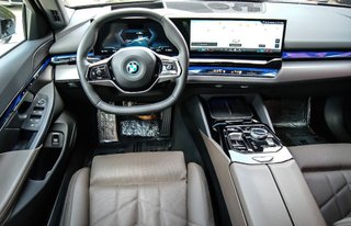 BMW i5 2024