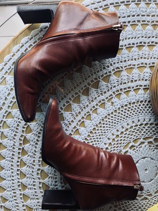 Botas piel marrón hasta pantorrilla