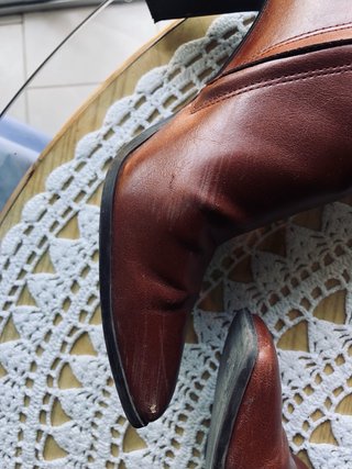 Botas piel marrón hasta pantorrilla