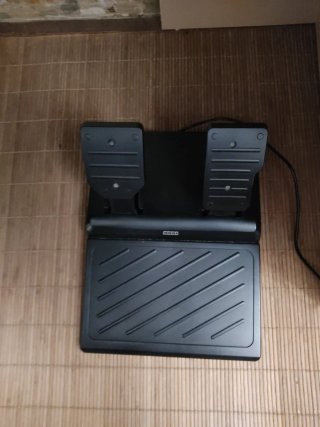 Volante Hori Apex RWA para PS4
