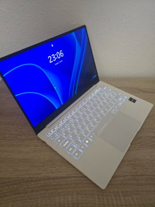 Galaxy S24 Ultra + Galaxybook 2 Pro (cambio)