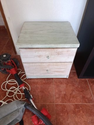 Cajonera de madera