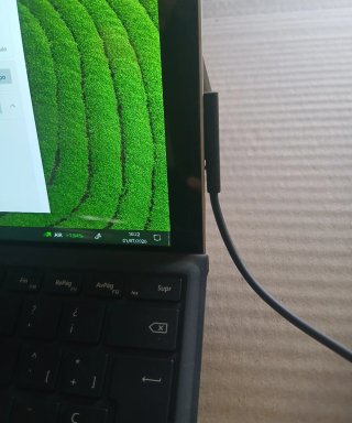 Microsoft Surface Pro 5 Tablet