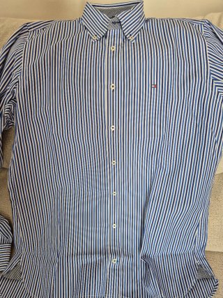 Camisa Tommy Hilfiger Talla S Rayas
