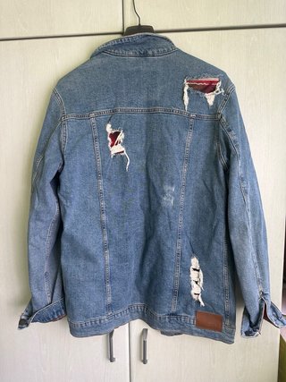 Chaqueta vaquera Pull and Bear con forro