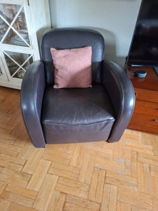 Sillón piel vacuna marrón